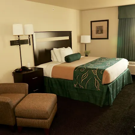 Baymont By Wyndham Glendive Hotel